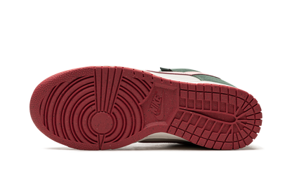 DUNK LO SE WMNS"All Petals United" FN8923 061