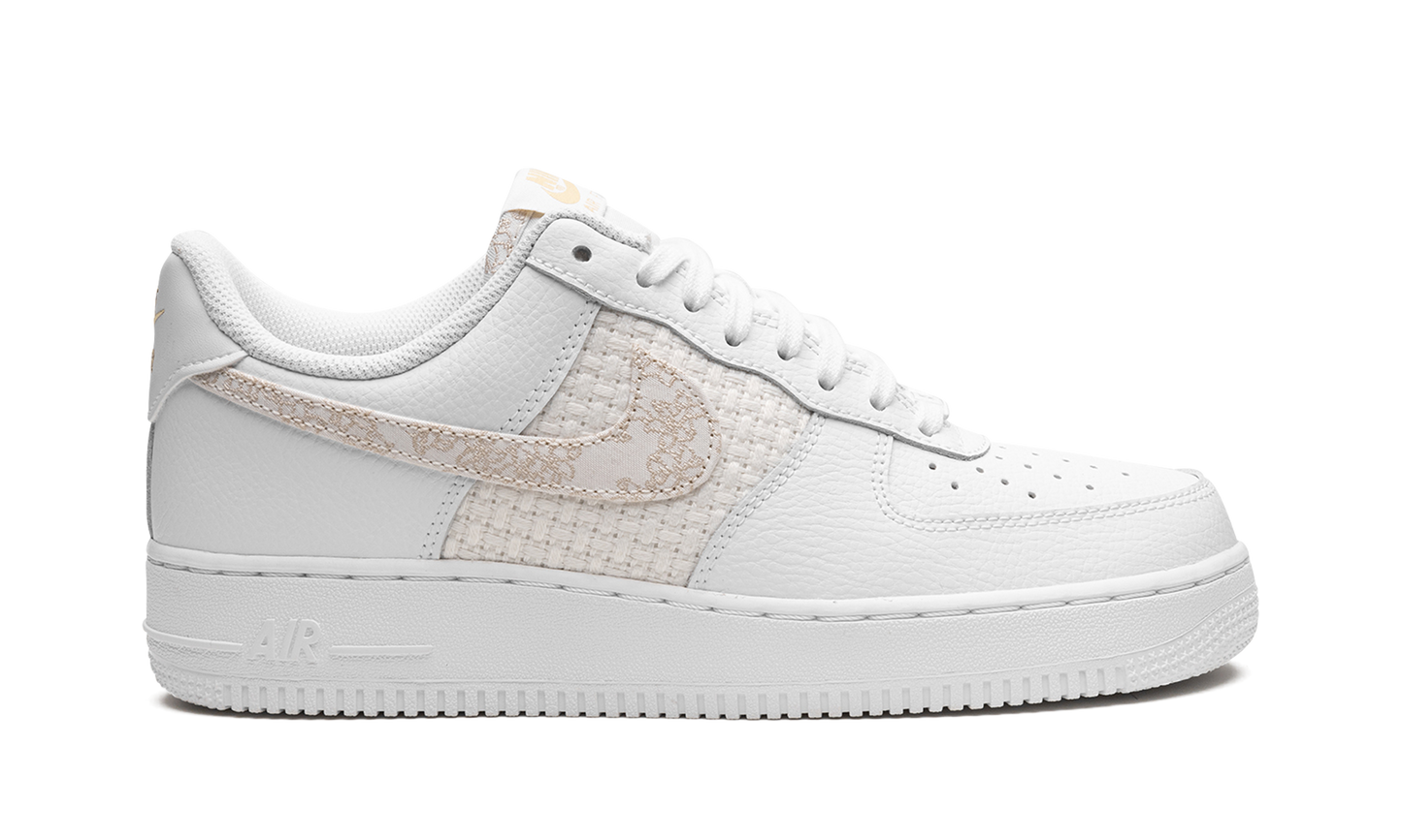AIR FORCE 1'07 SE MNS WMNS"Flower Swoosh" DO9458 100