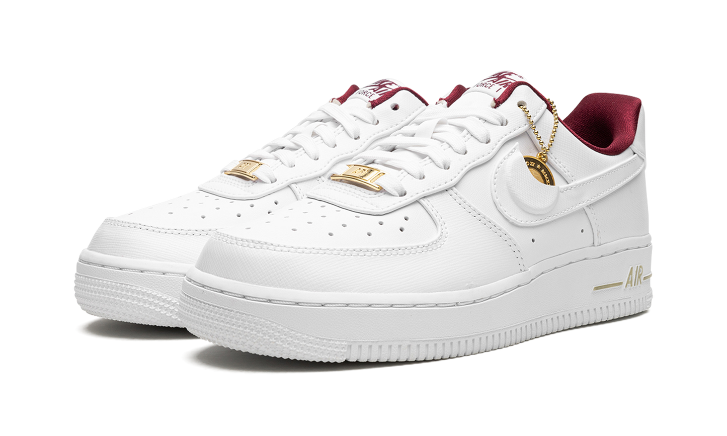 AIR FORCE 1 LO MNS WMNS"Just Do It" DV7584 100