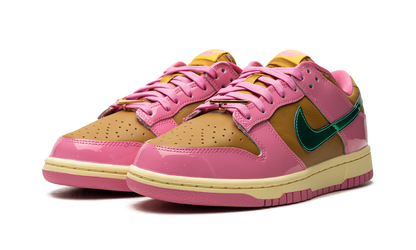 DUNK LOW WMNS"Parris Goebel" FN2721 600