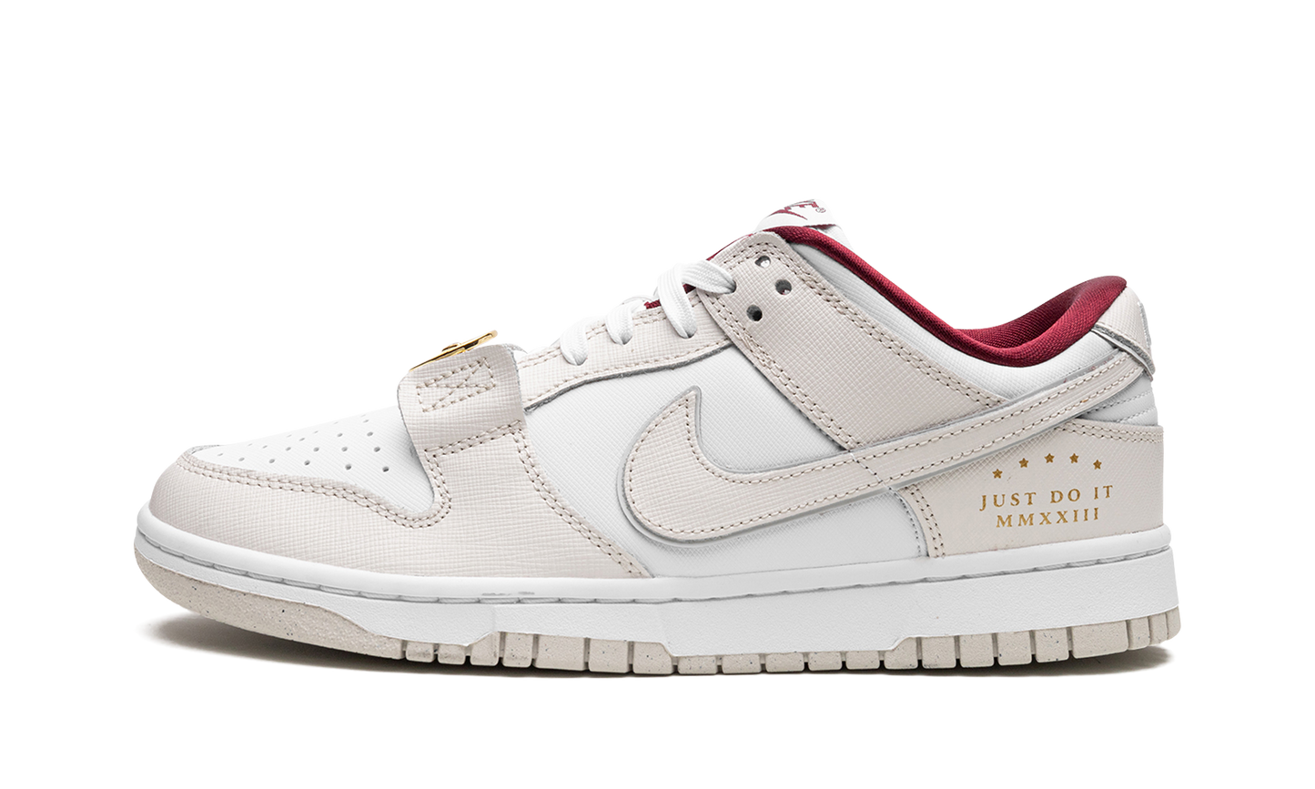 DUNK LOW WMNS"Just Do It" DV1160 100