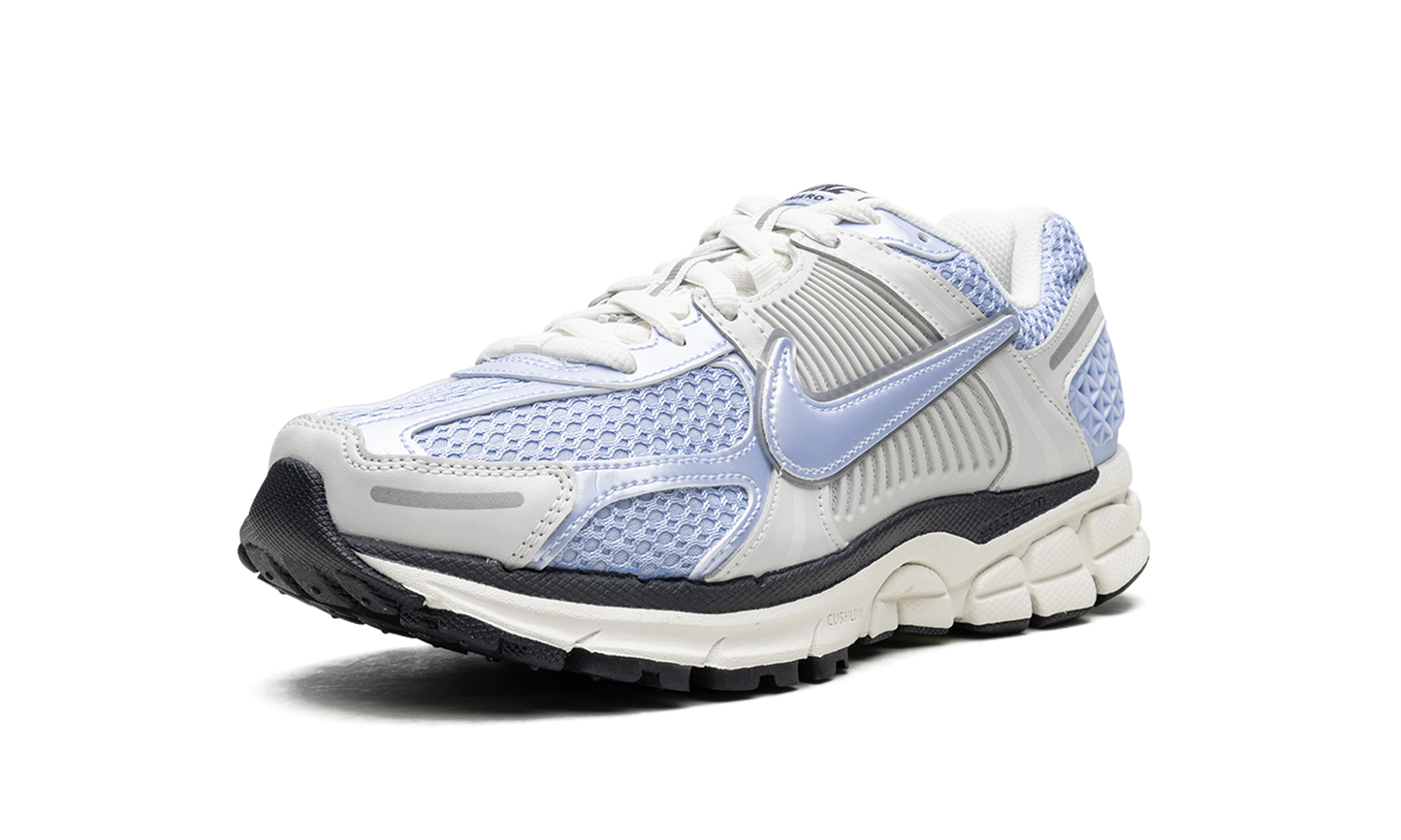 ZOOM VOMERO 5 WMNS"Royal Tint" FJ4588 025