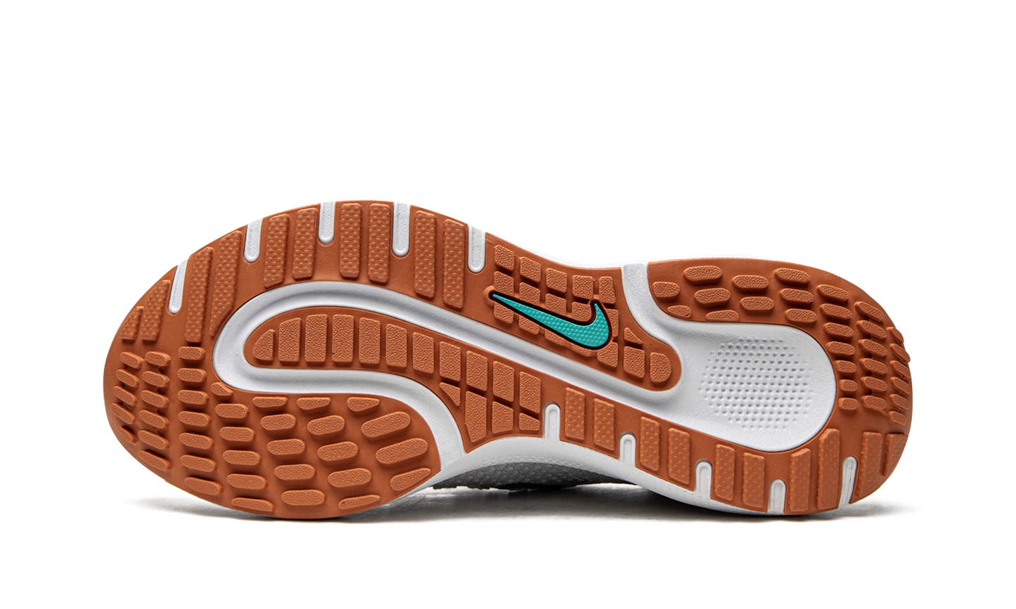 ESCAPE RUN FLYKNIT MNS WMNS DC4269 004