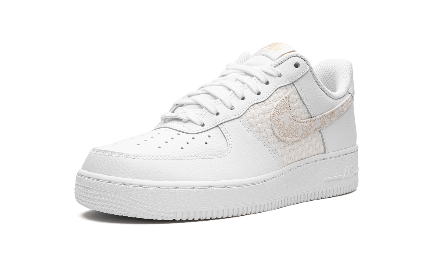 AIR FORCE 1'07 SE MNS WMNS"Flower Swoosh" DO9458 100