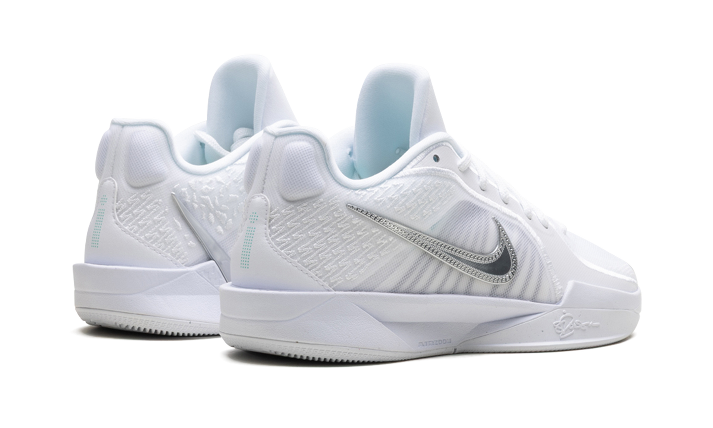Sabrina 2 WMNS"White Noise" FQ2174 101