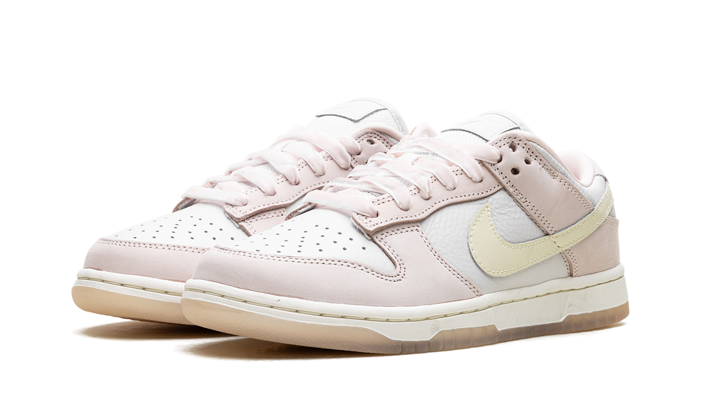 Dunk Low WMNS"Light Soft Pink" FB7910 601