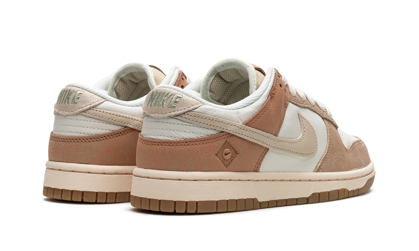 DUNK LO SE WMNS"Australia" FN7645 133
