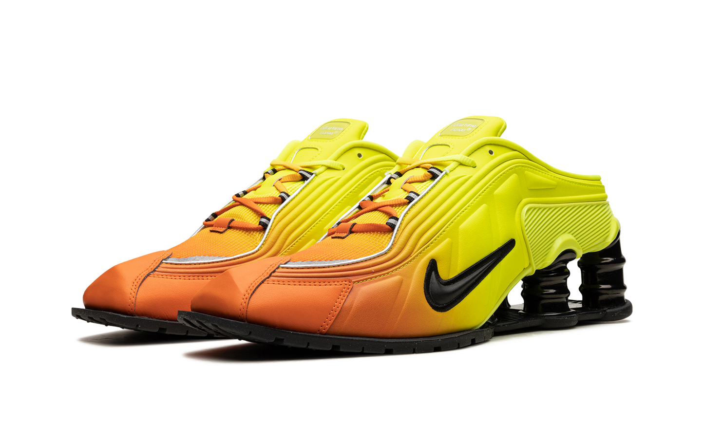 SHOX R4 MULE WMNS"Martine Rose - Safety Orange" DQ2401 800