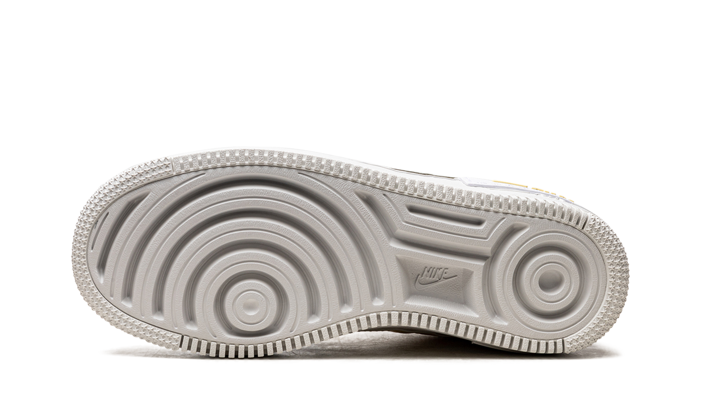 AF1 SHADO WMNS"Sail/ Citron Tint" DR7883 101