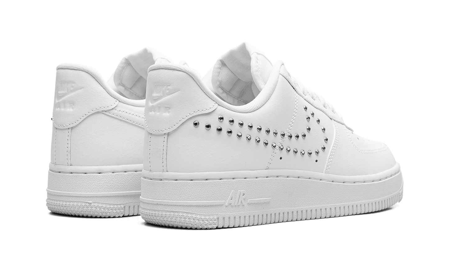 AIR FORCE 1 LO WMNS"White/ Metallic Silver" FQ8887 100