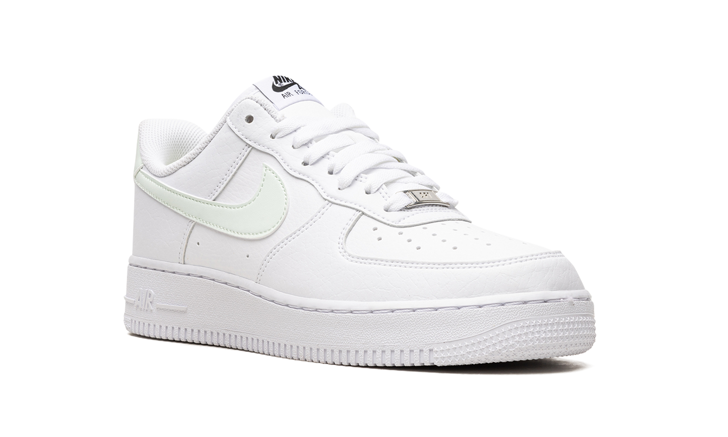 AIR FORCE 1'07 NEXT NATURE WMNS"Barely Green" DN1430 103