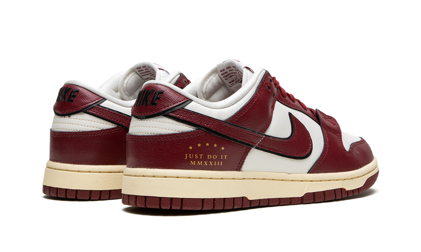 DUNK LOW WMNS"Just Do it - Team Red" DV1160 101