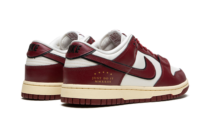 DUNK LOW WMNS"Just Do it - Team Red" DV1160 101