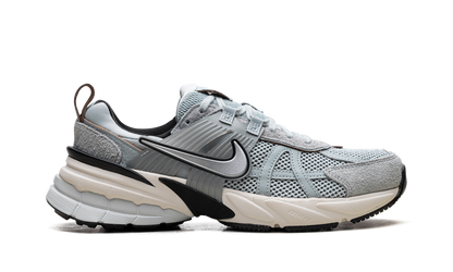 V2K Run WMNS"Light Pumic Black Chrome" FN6703 003
