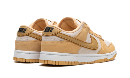 DUNK LOW WMNS"Celestial Gold Suede" DV7411 200