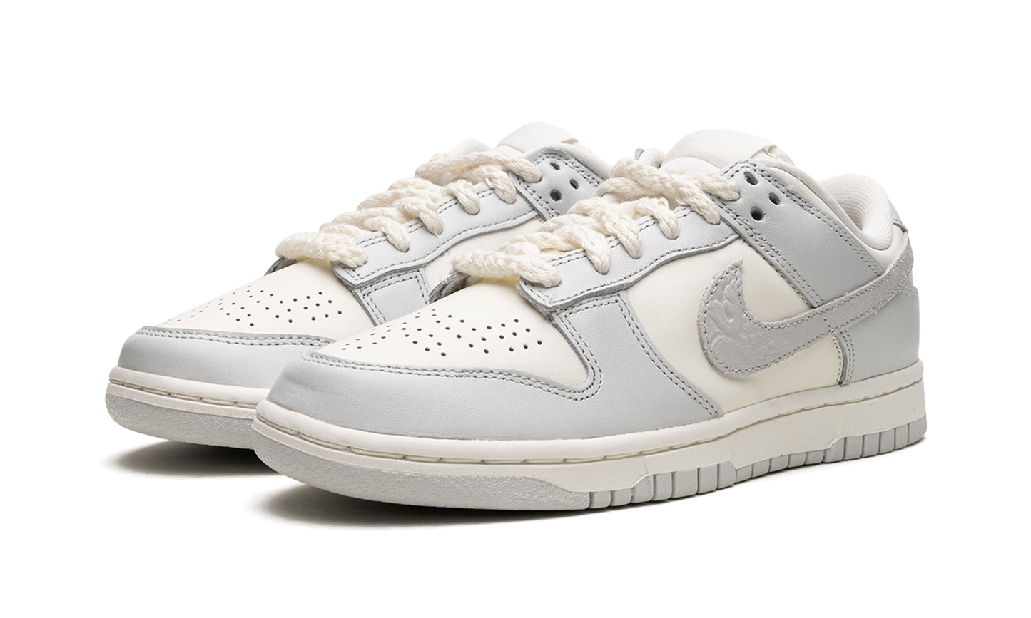 DUNK LOW WMNS"Needlework" FJ4553 133