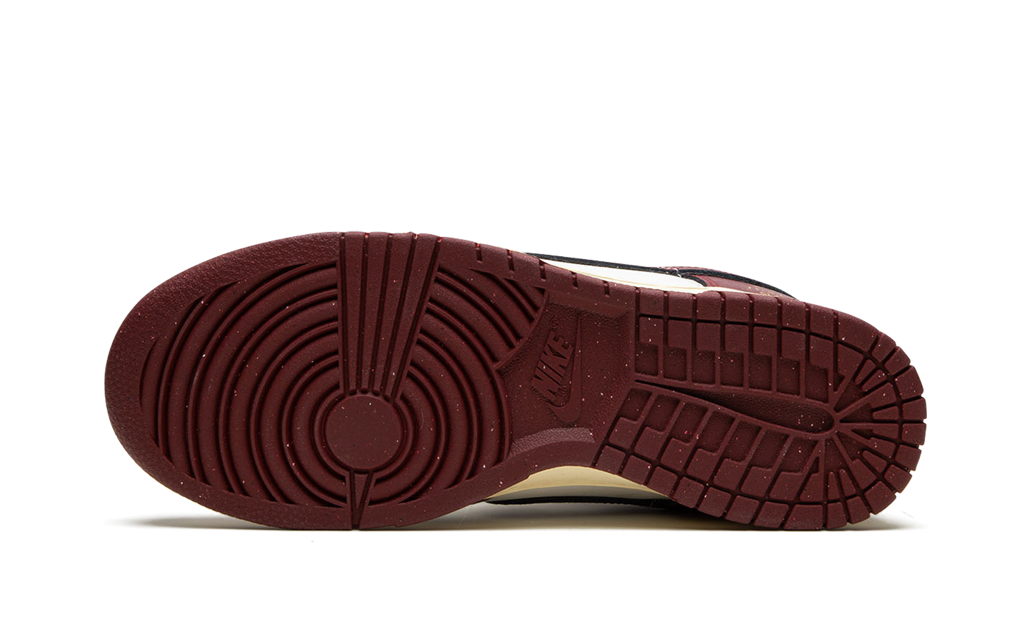 DUNK LOW WMNS"Just Do it - Team Red" DV1160 101