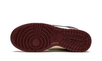 DUNK LOW WMNS"Just Do it - Team Red" DV1160 101