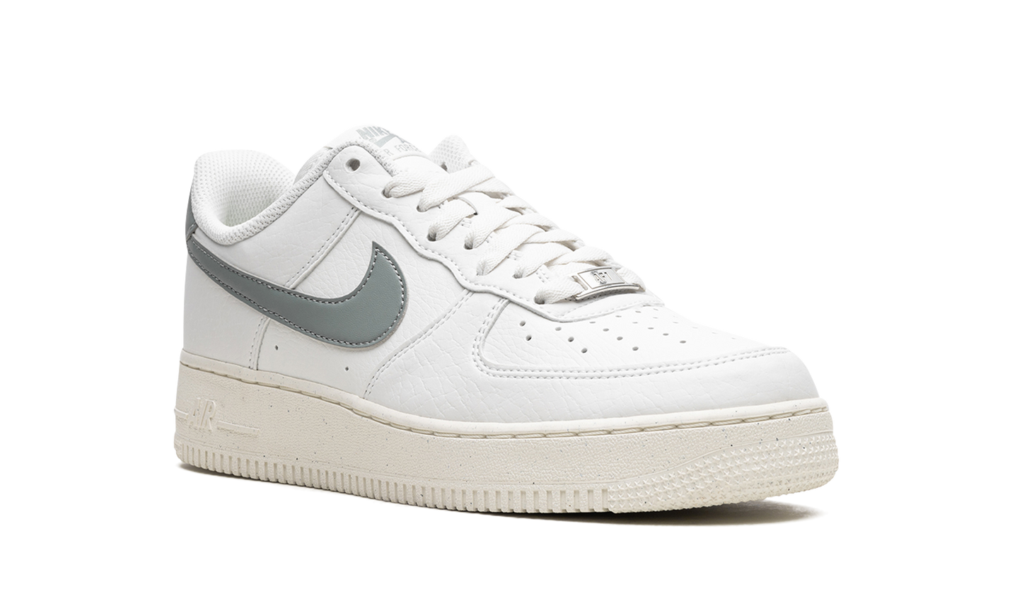 AIR FORCE 1'07 NEXT NATURE MNS WMNS"Mica Green" DN1430 107