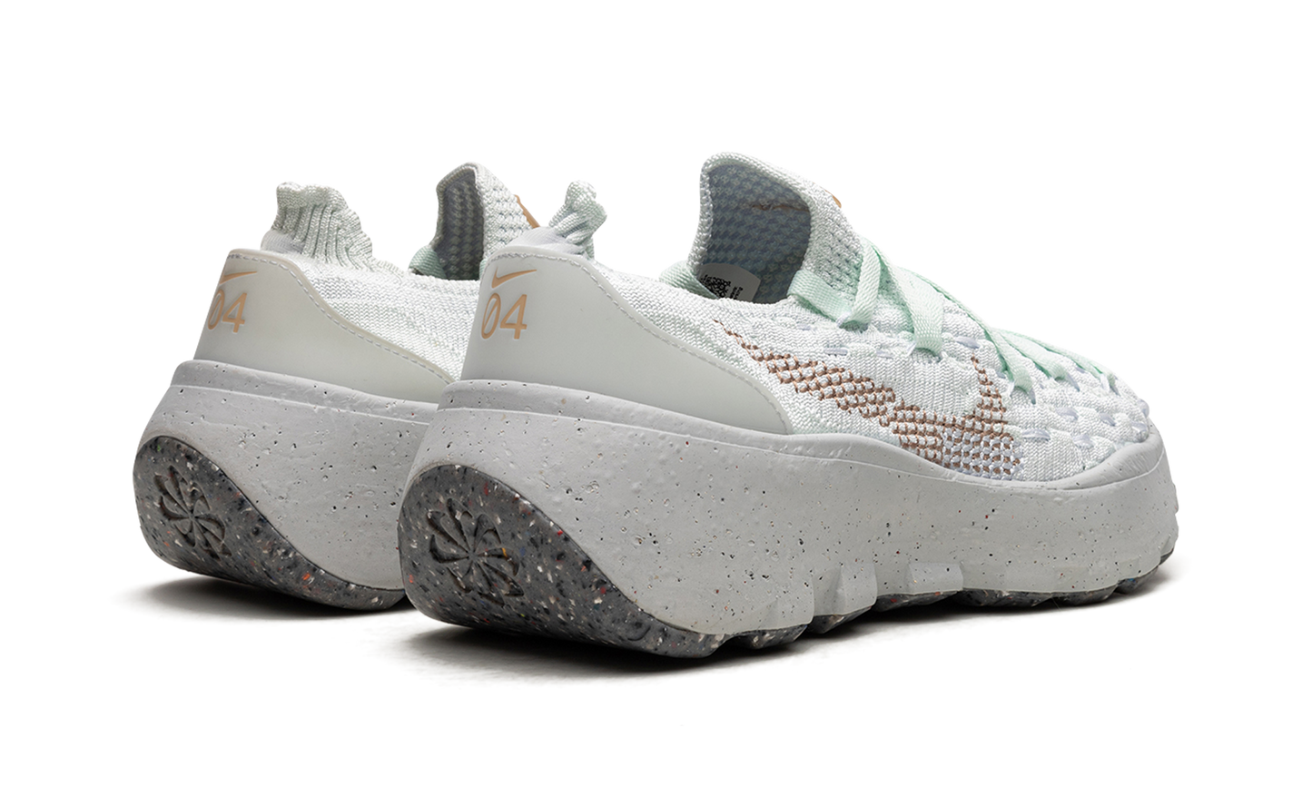 SPACE HIPPIE 04 WMNS"Barely Green" DA2725 300
