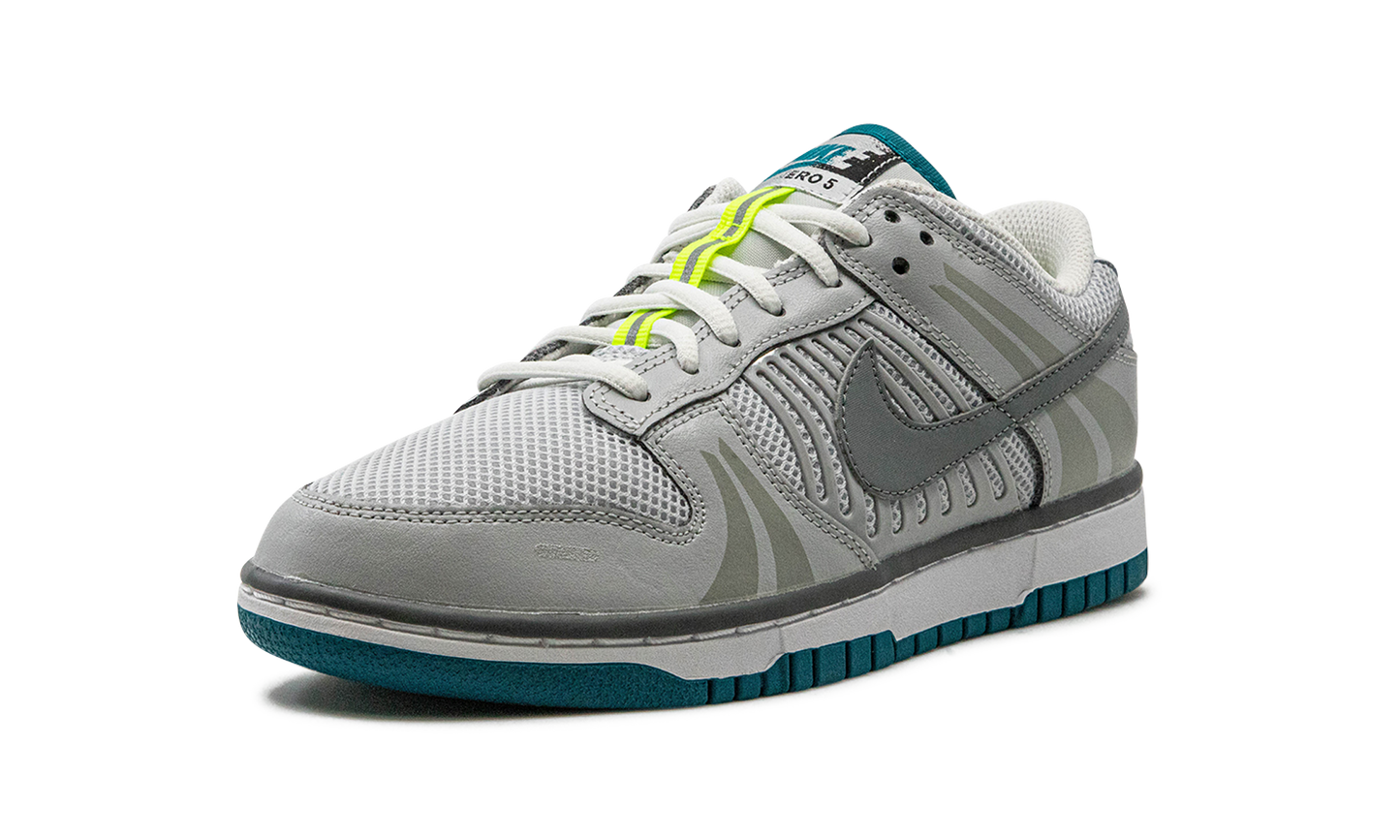 DUNK LO SE WMNS"Vomero - Timeless" FJ5473 099