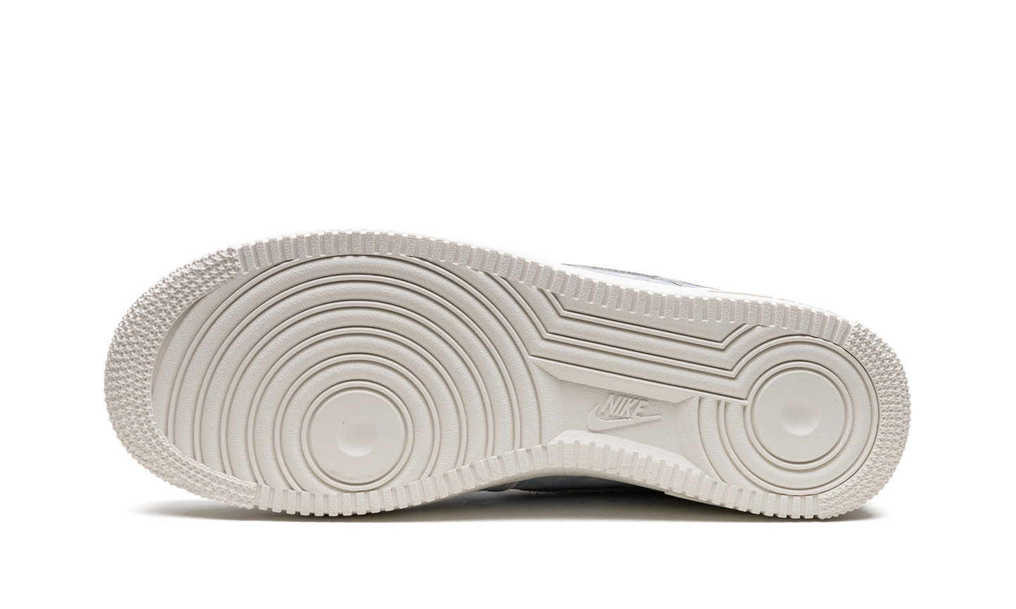 AIR FORCE 1 LO SE MNS WMNS"Clouds" FD0883 400