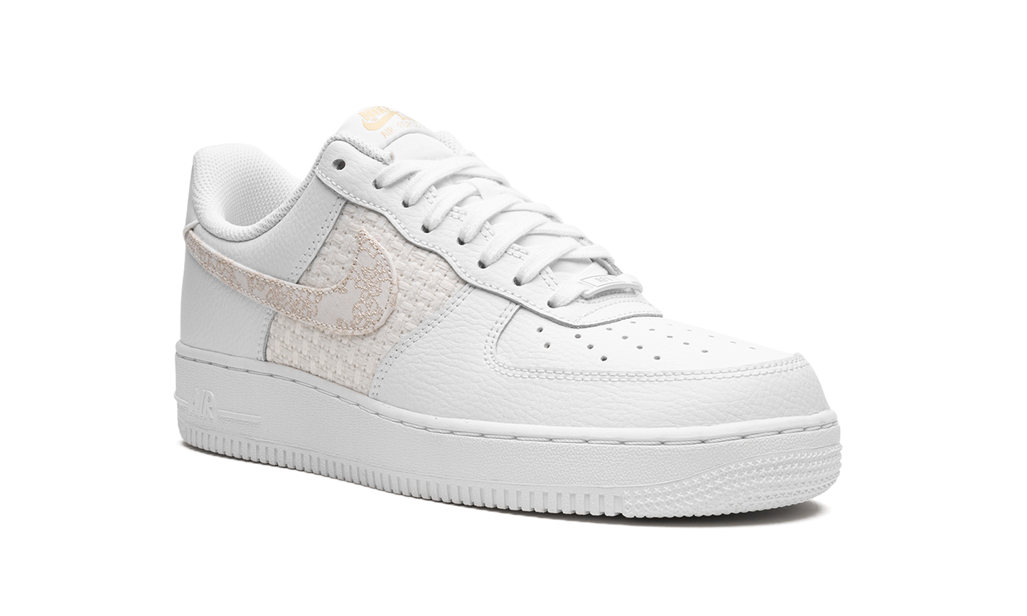 AIR FORCE 1'07 SE MNS WMNS"Flower Swoosh" DO9458 100