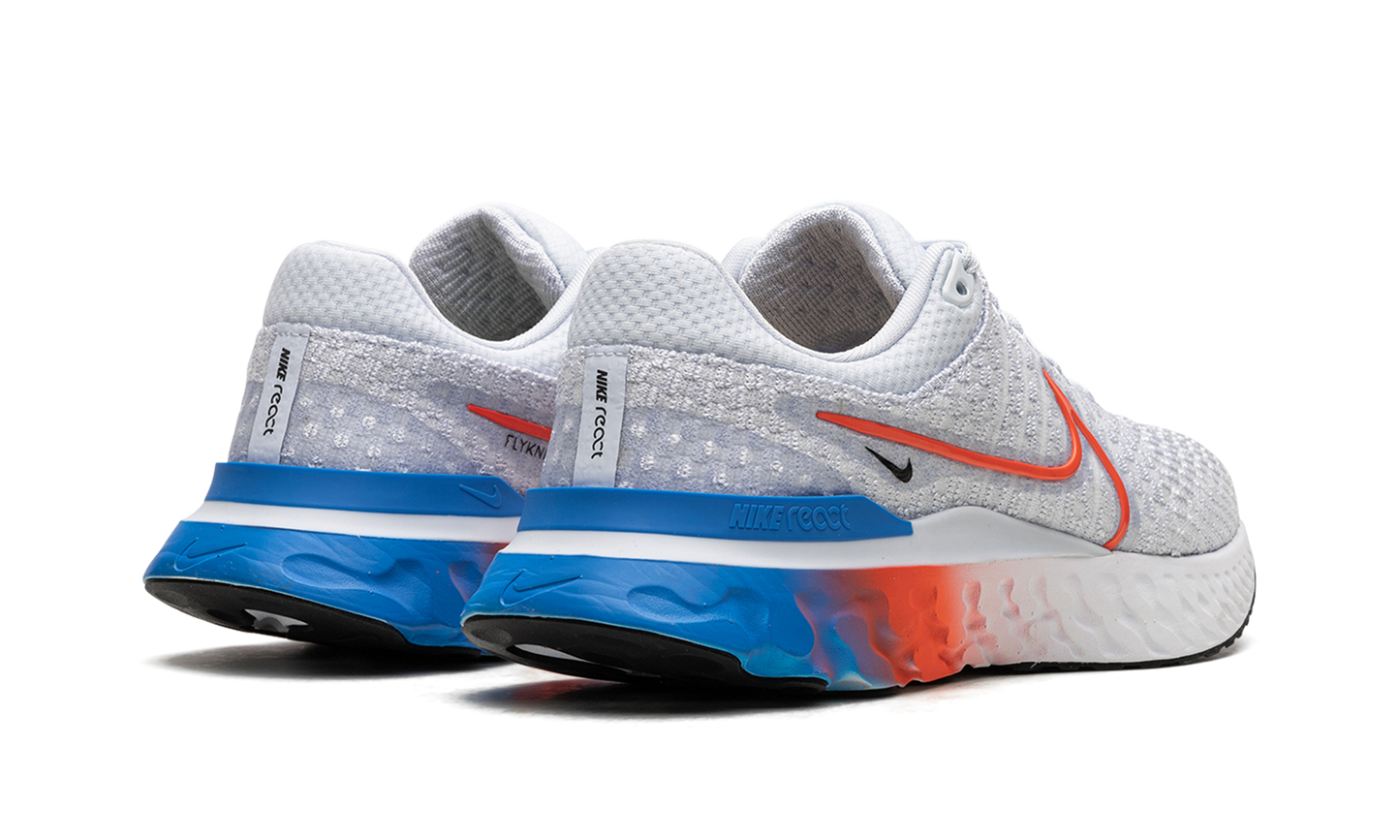 REACT INFINITY RUN FK 3 WMNS"Grey Bright Crimson" DV2178 001