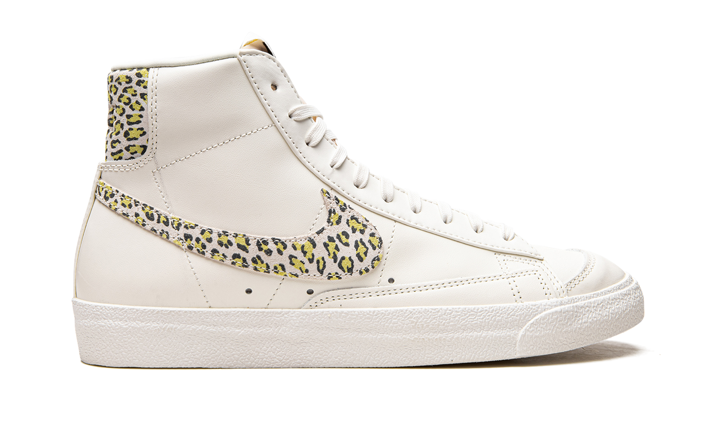 BLAZER MID'77 SE WMNS"Leopard" DH9633 100