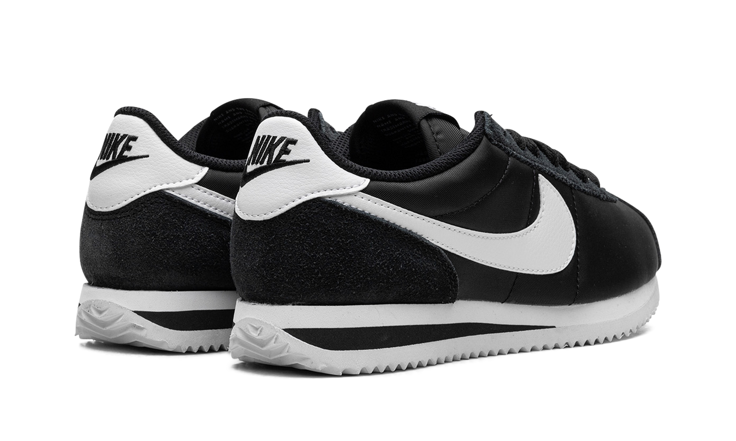 CORTEZ WMNS"Black/White" DZ2795 001
