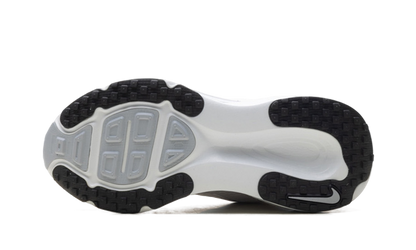 Vomero 18 WMNS"Vast Grey Summit White" HM6804 007