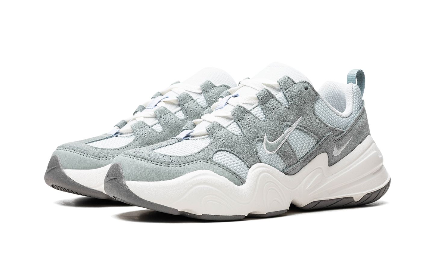 Tech Hera WMNS"Mica Green Grey" dr9761 001