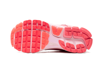 ZOOM VOMERO 5 WMNS"Triple Pink" FQ0257 666