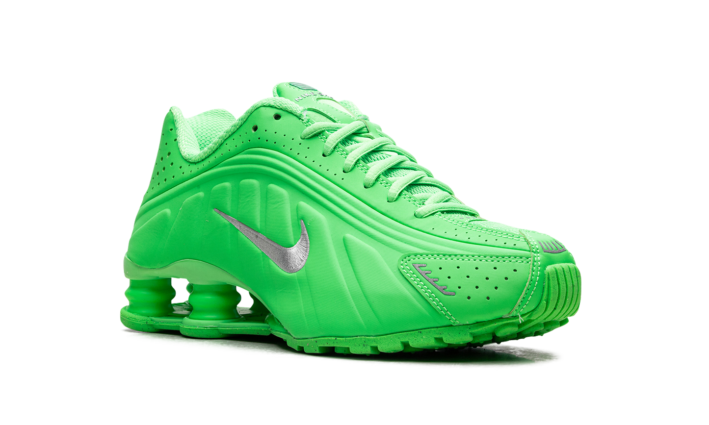 Shox R4 WMNS"Green Strike" HV0839 398