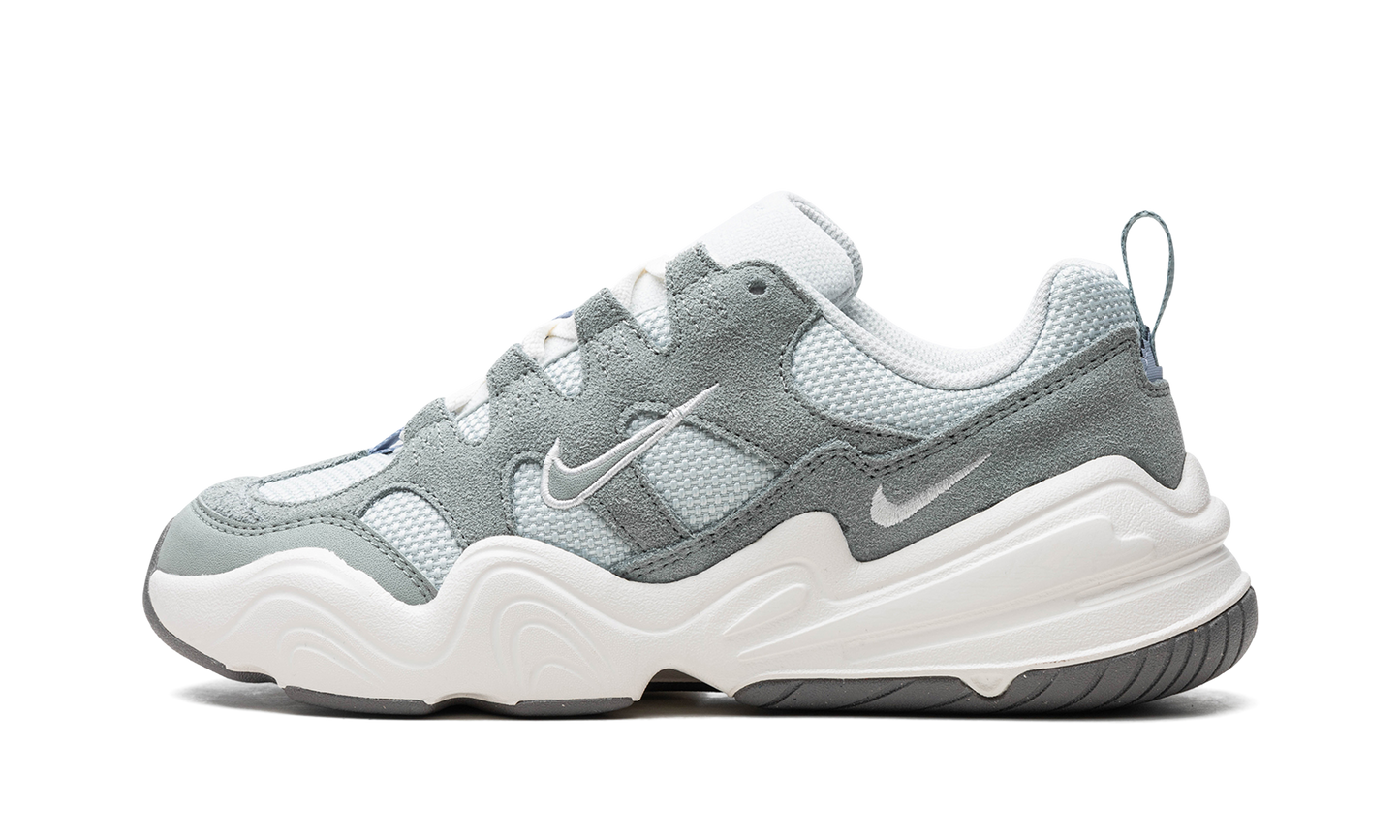 Tech Hera WMNS"Mica Green Grey" dr9761 001