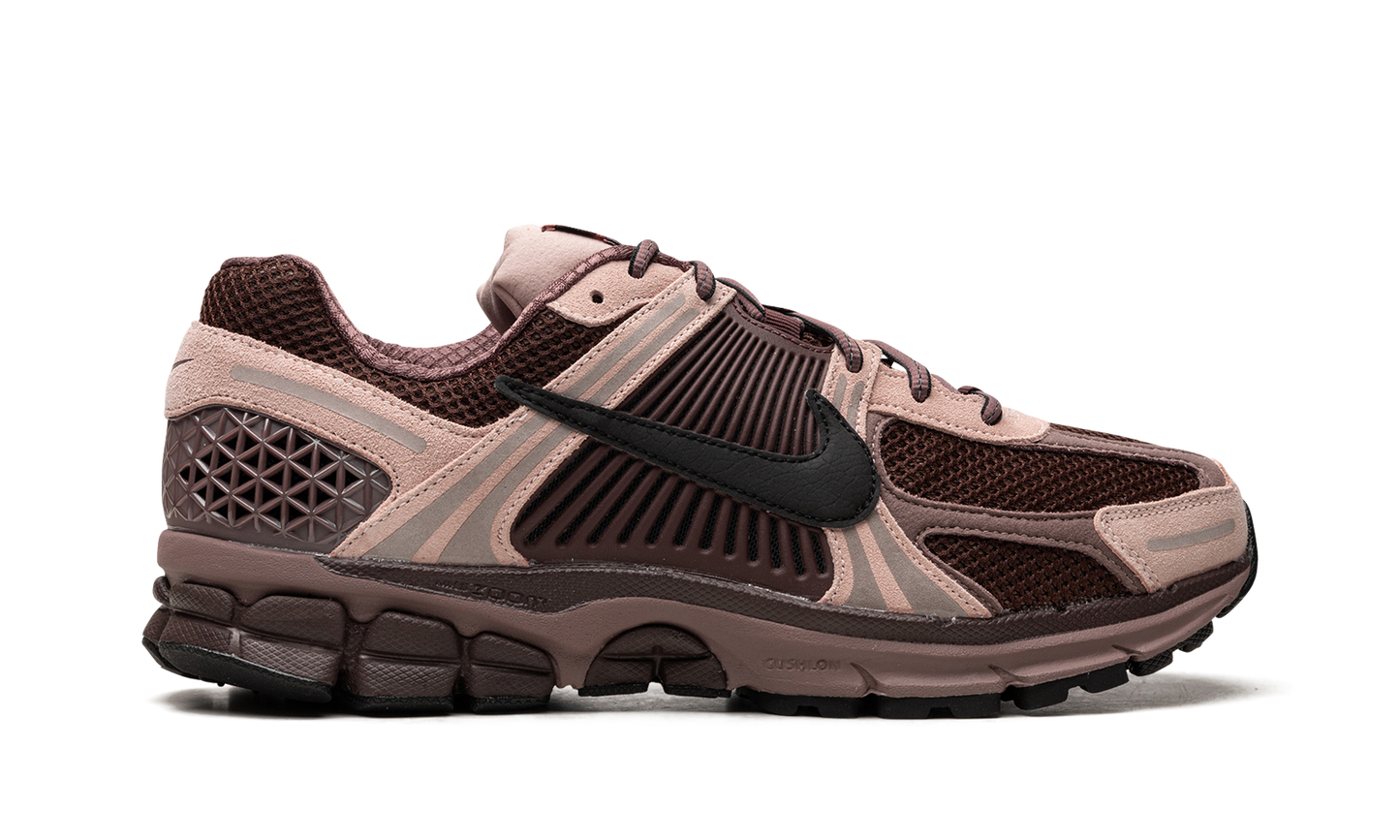 ZOOM VOMERO 5 WMNS"Plum Eclipse" FV1166 200