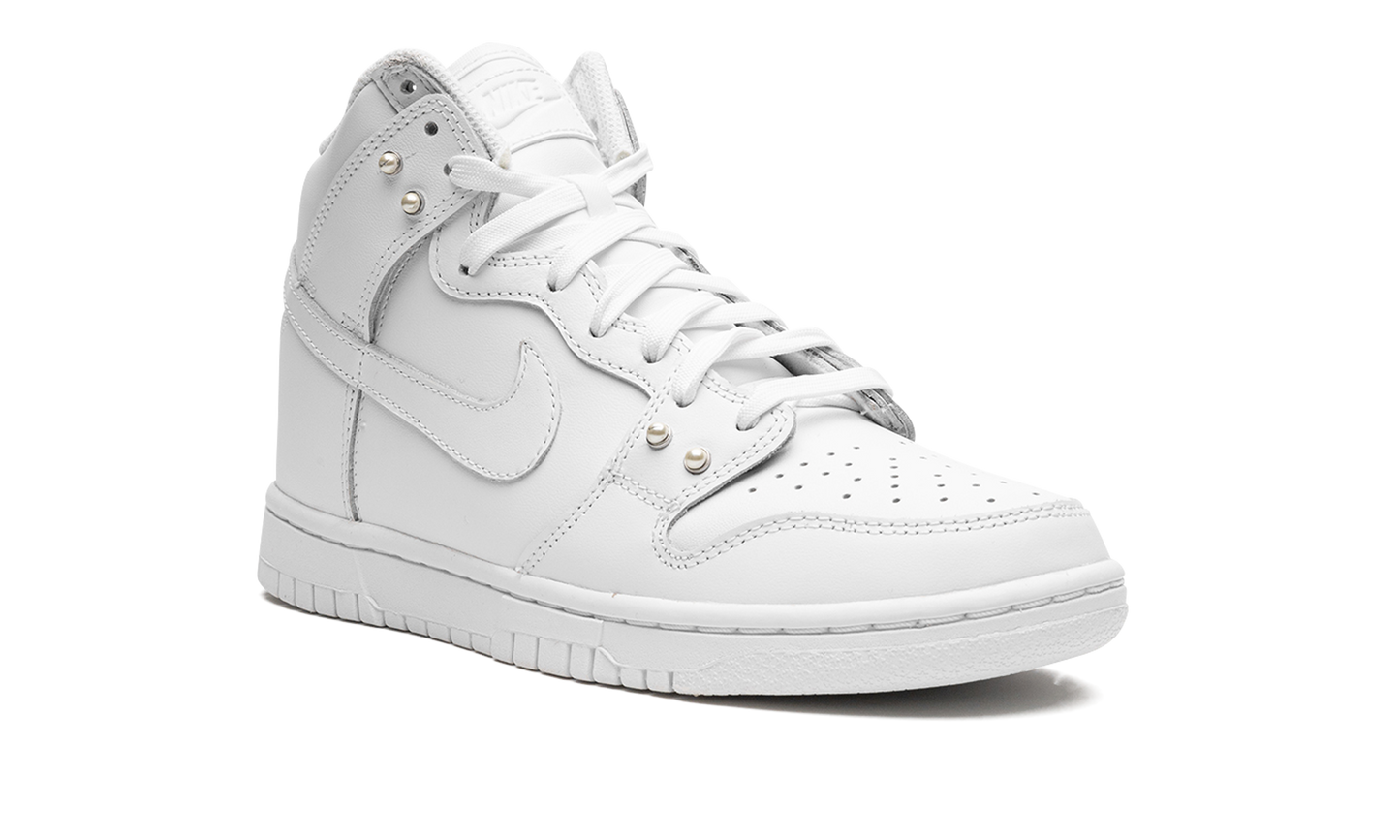 DUNK HIGH SE MNS WMNS"Pearl White" DM7607 100