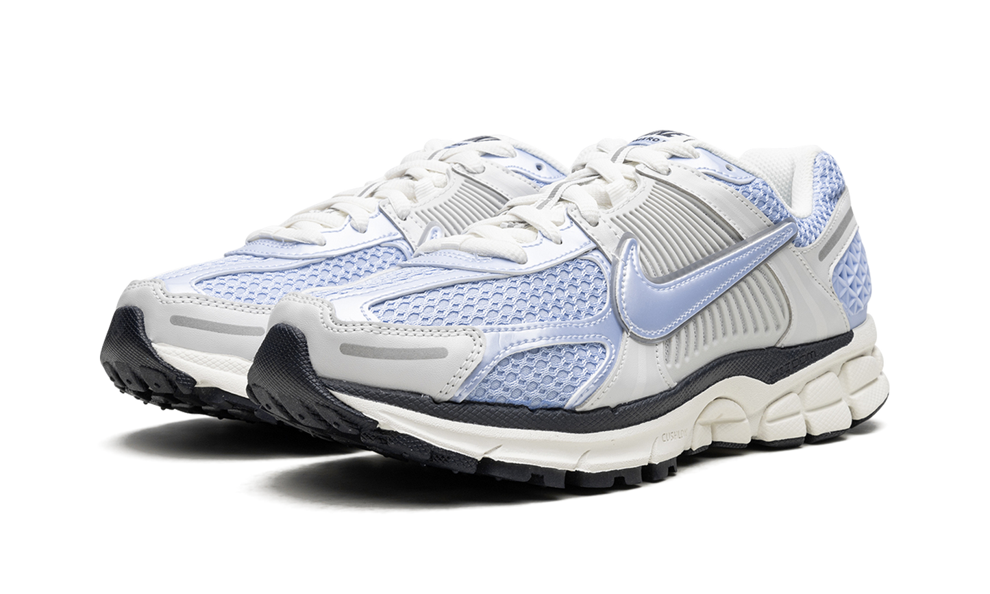 ZOOM VOMERO 5 WMNS"Royal Tint" FJ4588 025