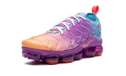 AIR VAPORMAX PLUS WMNS"Multigradient" FD0823 500