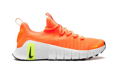 Free Metcon 6 WMNS"Orange" FJ7126 800