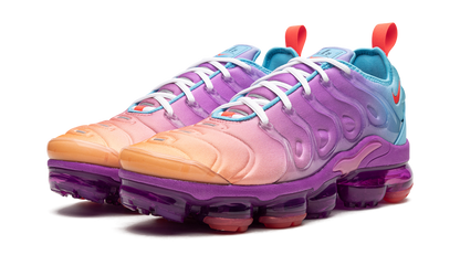 AIR VAPORMAX PLUS WMNS"Multigradient" FD0823 500