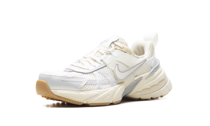V2K Run WMNS"White Photon Dust Fir" FD0736 108