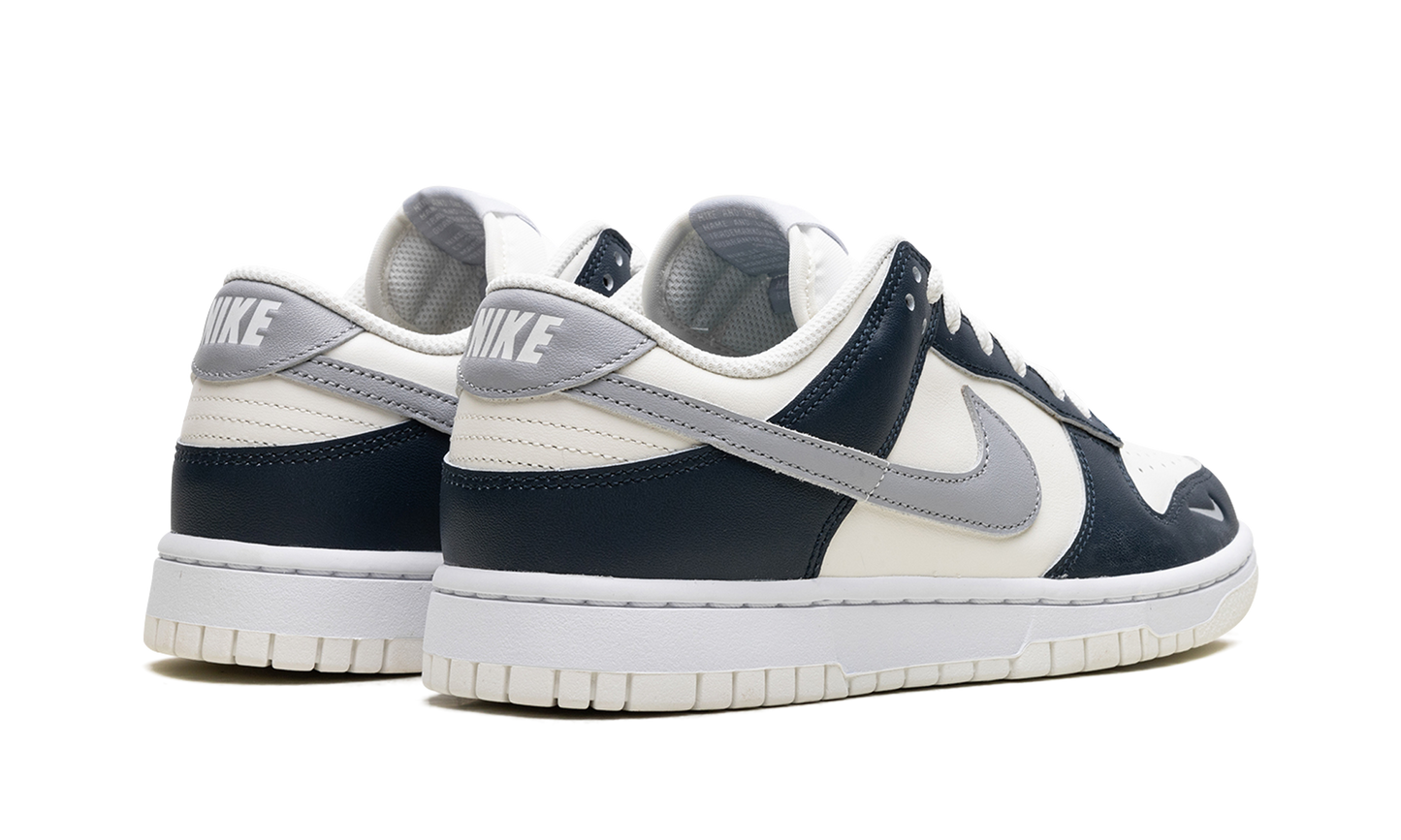 Dunk Low WMNS"Armoury Navy" HV2390 100