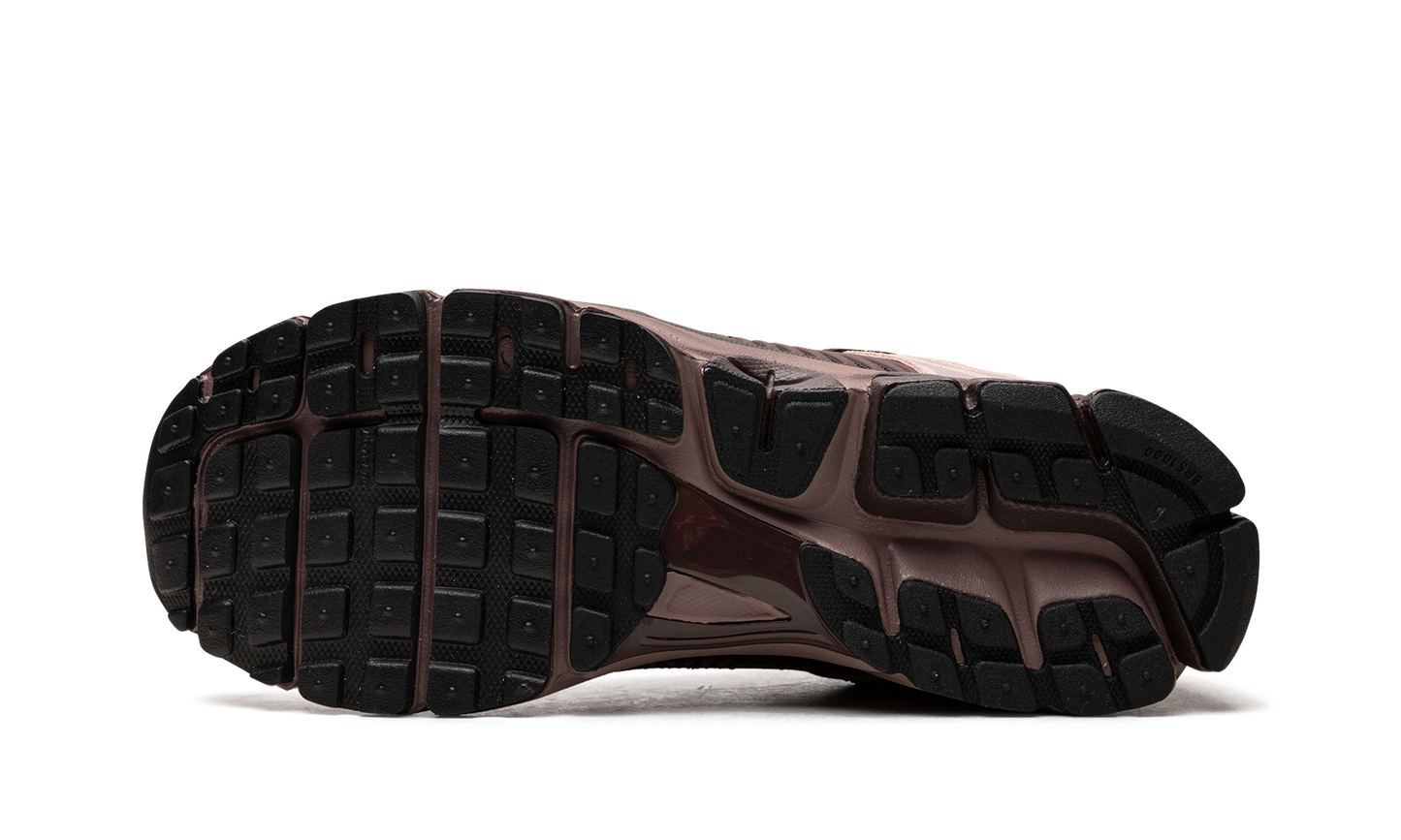 ZOOM VOMERO 5 WMNS"Plum Eclipse" FV1166 200