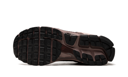 ZOOM VOMERO 5 WMNS"Plum Eclipse" FV1166 200