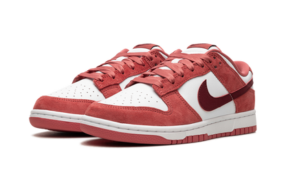 DUNK LOW WMNS"Valentine's Day" FQ7056 100