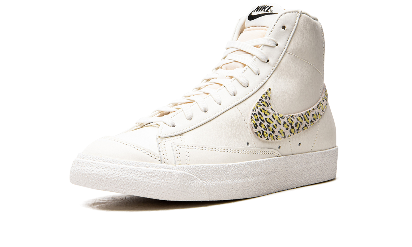 BLAZER MID'77 SE WMNS"Leopard" DH9633 100