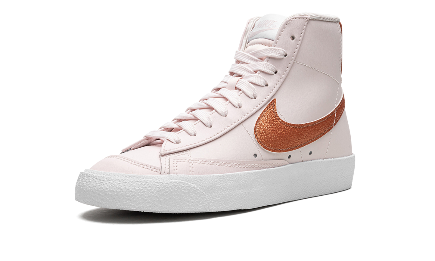 BLAZER MID'77 ESSENTIAL WMNS"LIGHT SOFT PINK" DQ7574 600