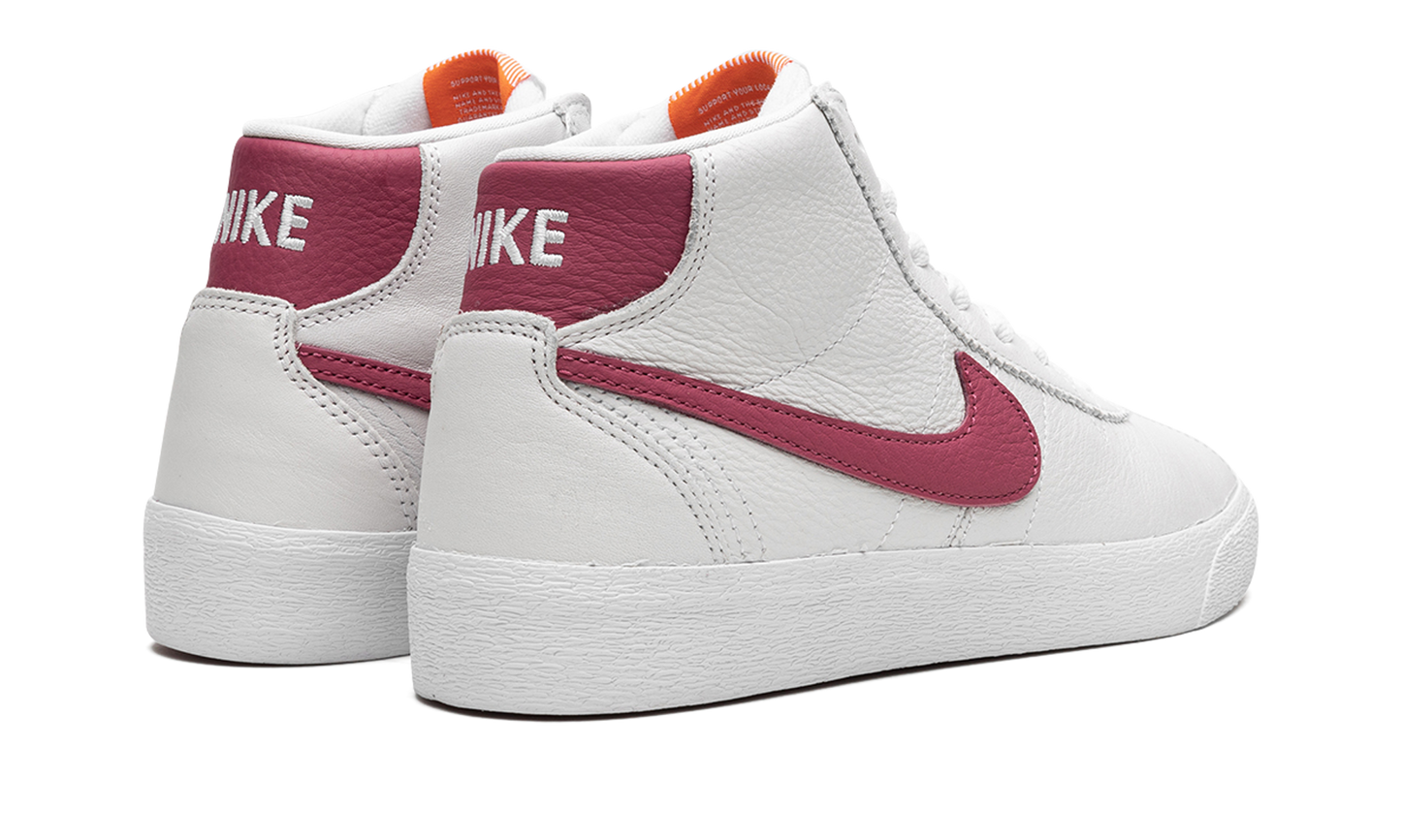 SB BRUIN HI ISO WMNS DR0127 161