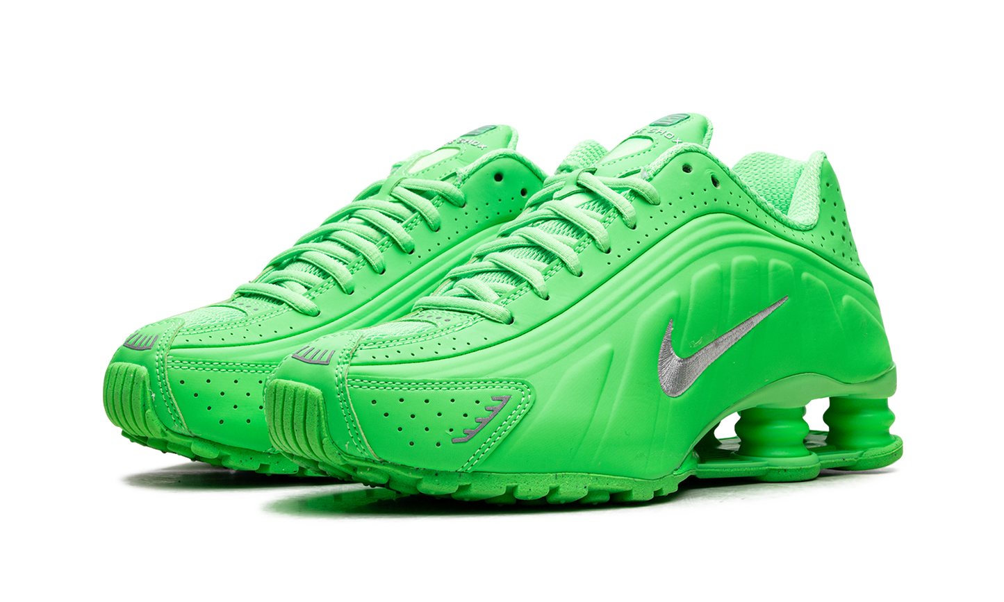 Shox R4 WMNS"Green Strike" HV0839 398